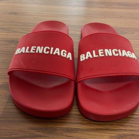 Balenciaga Men’s logo-print pool slides - Picture 2 of 4